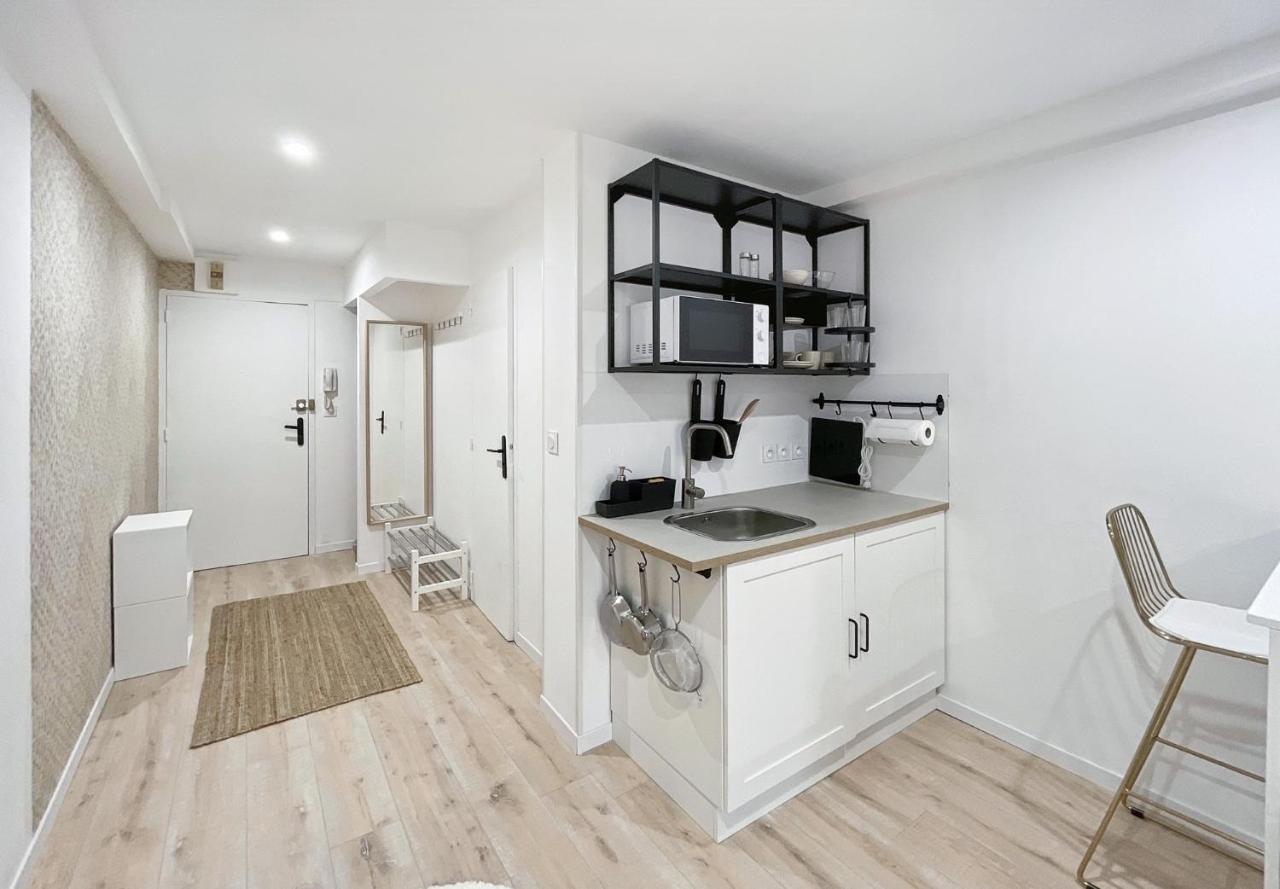 Apartamento Studio Avec Terrasse - Centre Historique Caen Exterior foto