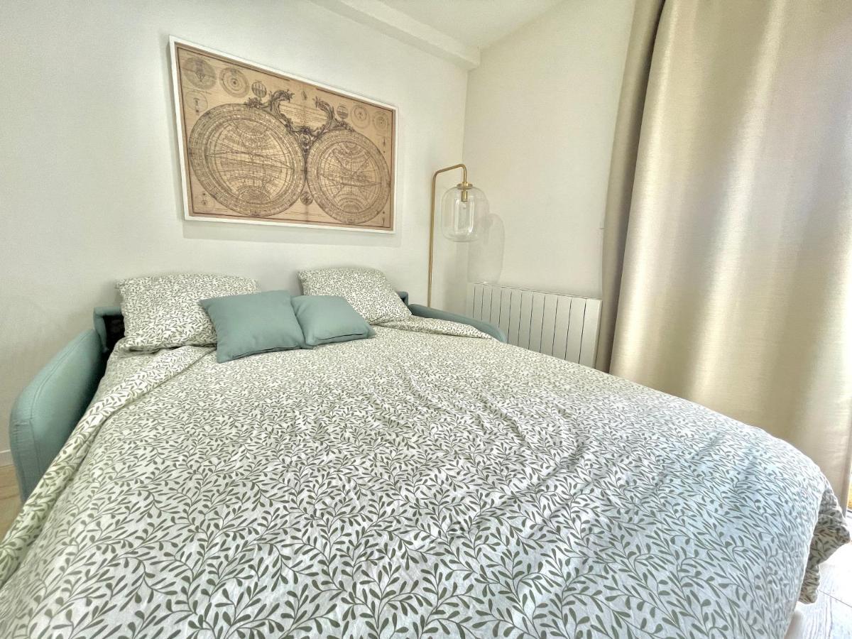 Apartamento Studio Avec Terrasse - Centre Historique Caen Exterior foto
